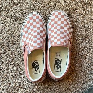 pink checkered vans